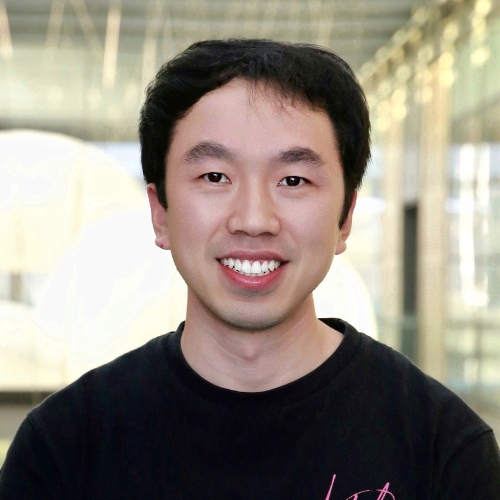 Headshot of Xiao Xie
